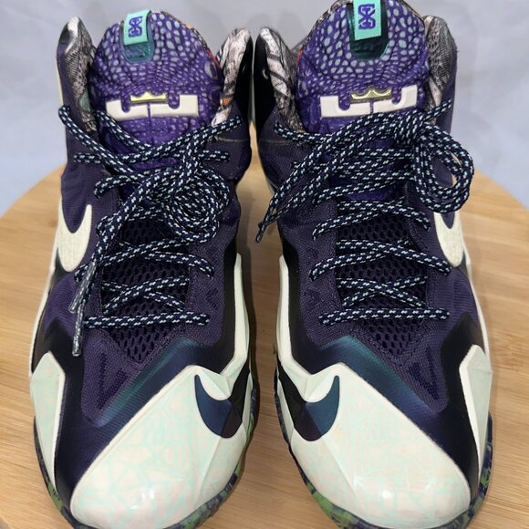 Nike LeBron James XI GS All Star Nola Gumbo Green Glow Sz 5.5Y 621712-701 - Picture 9 of 9